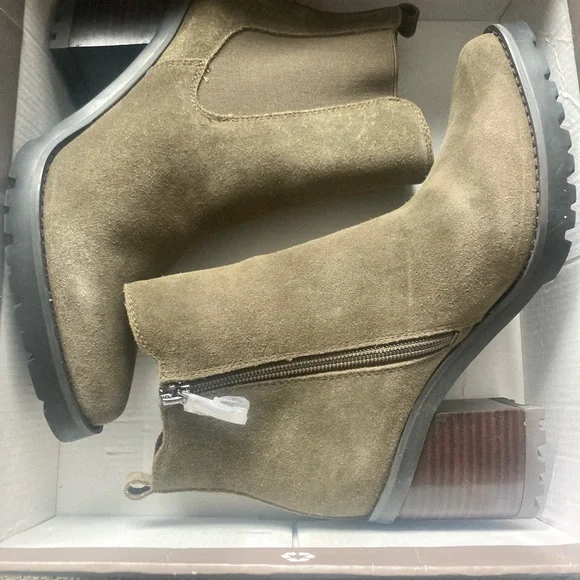 Franco Sarto Green Suede Boots Size 6.5 New in box - Picture 4 of 6